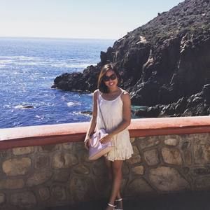 Meet your Posher, Vanessa